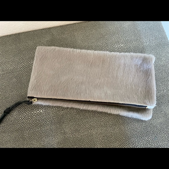 OLIVEVE “Anastasia Clutch” - New Without Tags - Picture 2 of 10